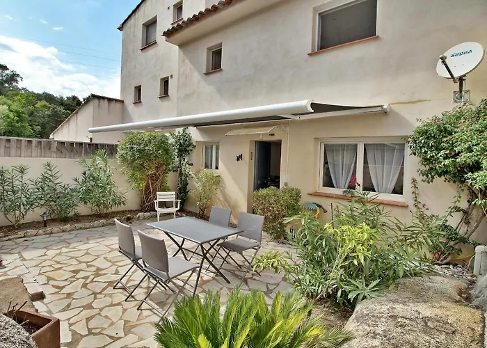 T2 Prunello By Intendance Excellency * Порто-Веккьо